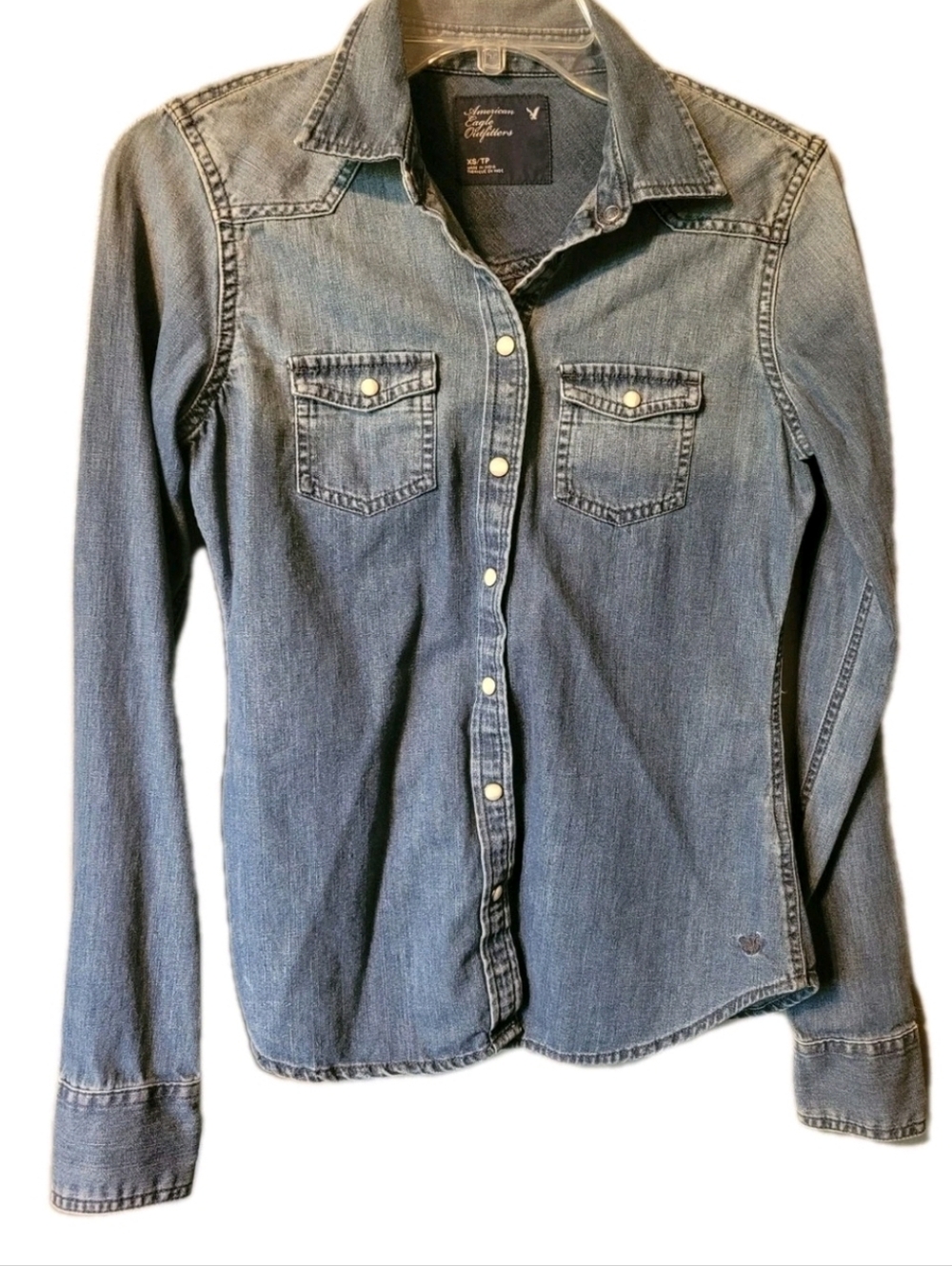 American Eagle Outfitters Shirt Women's XS Denim Pearl Snap Yoke 2011